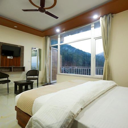 Mountain Shadow Hotel Kasauli Luaran gambar