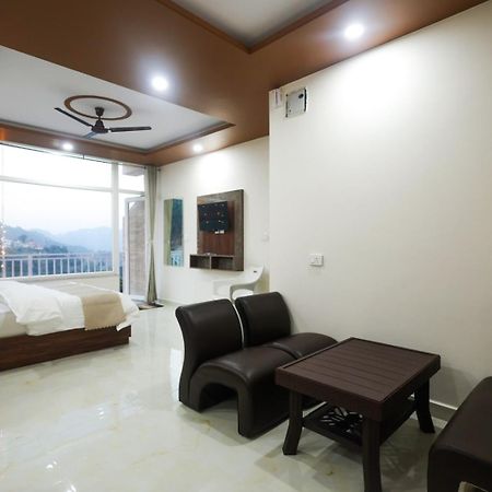 Mountain Shadow Hotel Kasauli Luaran gambar